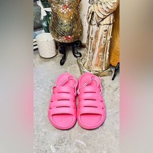 Women's UGG Sport Yeah EVA Slingback Sporty Sandals Size 8